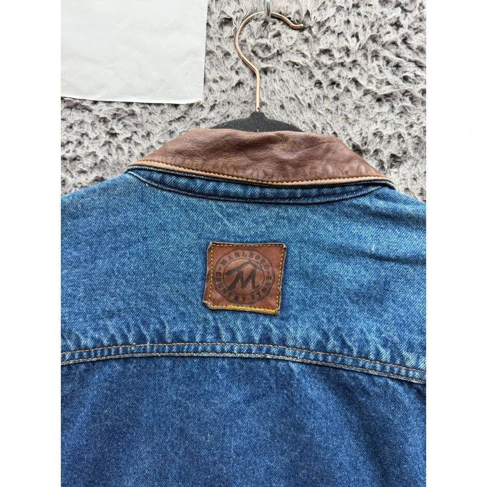 Vintage 1990s Marlboro Country Store Denim Trucker Jacket Blue Adult Size L